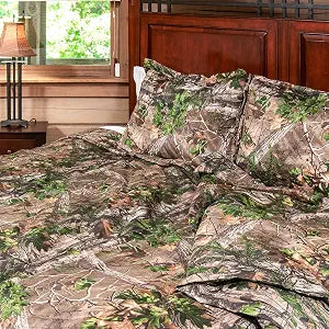 Northwest Realtree Twin Size 1 Comforter and 1 Sham Set, All Seasons, Boys and Girls Soft Cabin Bedding, Xtra Green Camo
