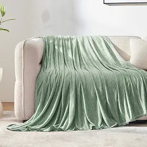SLEEP ZONE Nanotex Cooling Blanket for Hot Sleepers, Double-Sided Cold Blanket King Size for Bed, Lightweight Summer Blankets for Sleeping (Green, 90''x108'')