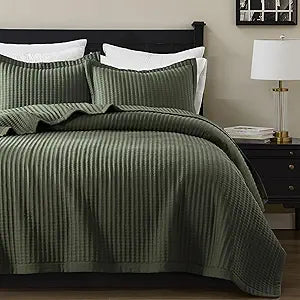 WDCOZY Olive Green King Size Quilt Set, Striped Pick Stitch Lightweight Bedspread, Soft Channel Farmhouse Rustic Coverlet, Spring Summer Thin Comforter, Country Bedding, 104x90 inches