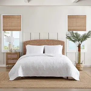 Tommy Bahama - Quilt Set, Super Soft Bedding with Matching Shams, Breathable, Tropical Inspired Home Essentials (Line Palm White, Full/Queen)