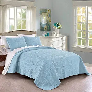 Pure Bedding Quilt Set King/California King Size Sky Blue - Oversized Bedspread - Soft Microfiber Lightweight Coverlet for All Season - 3 Piece Includes 1 Quilt and 2 Shams, Geometric Pattern