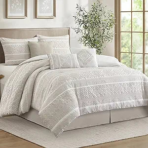 LANCO MODERN LIFESTYLE 7 Piece Queen Comforter Set, Beige, Elegant Jacquard with Patchwork, Stylish and Cozy Bedding Collection, Premium Bedding Set with Bedskirt, Shams and Pillows