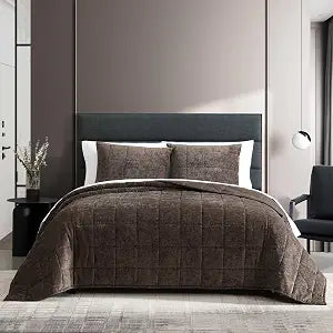 Vera Wang - Queen Quilt Set, Super Soft Bedding Set with Matching Shams, Modern Room Essentials (Chenille Box Solid Chocolate Brown, Queen)