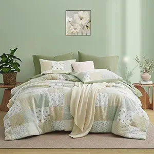 Oli Anderson Queen Comforter Set, 7 Pieces Light Green Floral Seersucker Bed Comforter, Patchwork Reversible Bed in a Bag with Comforter, Sheets, Pillowcases & Shams (Light Green, Queen)