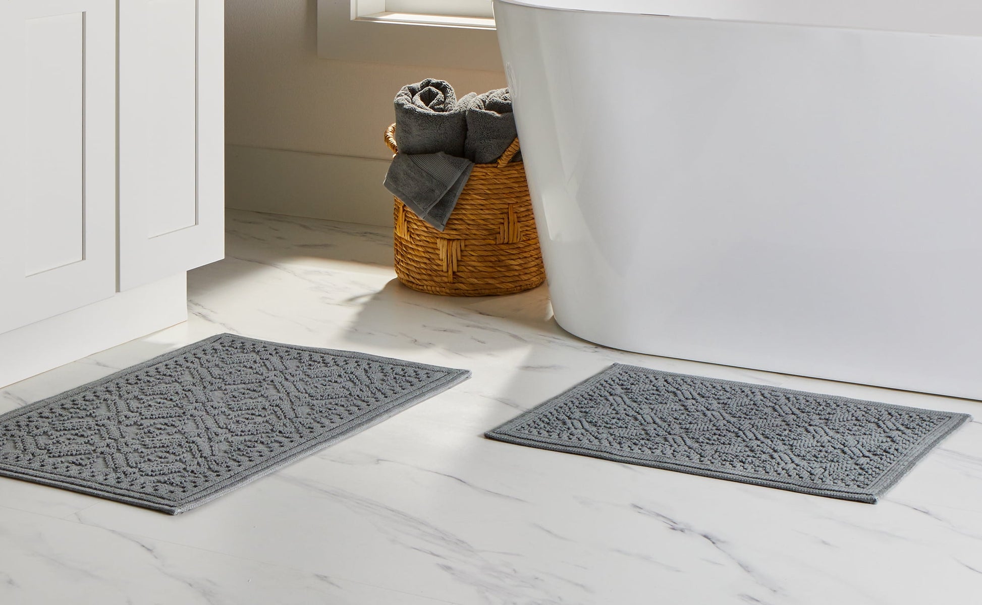 Better Homes & Gardens Katti Lattice 2 Piece Bath Rug Set, Green River, 17" x 24" & 20" x 30"
