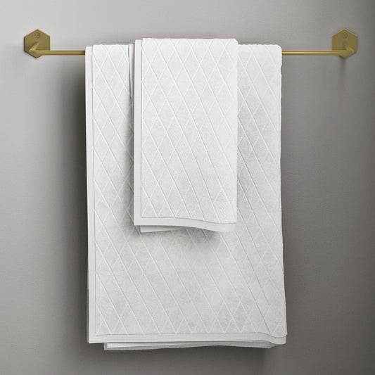 Brusque 21" Towel Bar in Brushed Gold