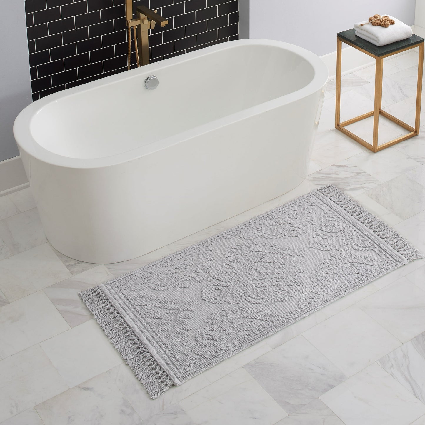 Jean Pierre Ricardo Cotton Fringe 27 x 45 in. Bath Rug, Light Grey