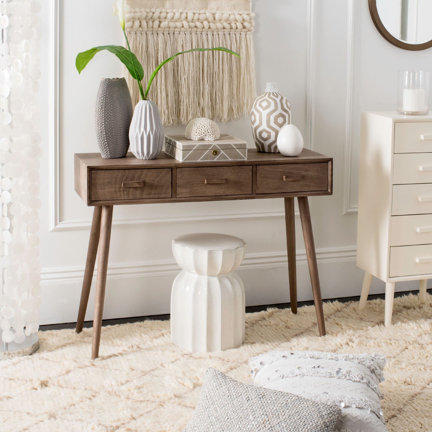 Safavieh Albus 3 Drawer Modern Solid Console Table, Desert Brown