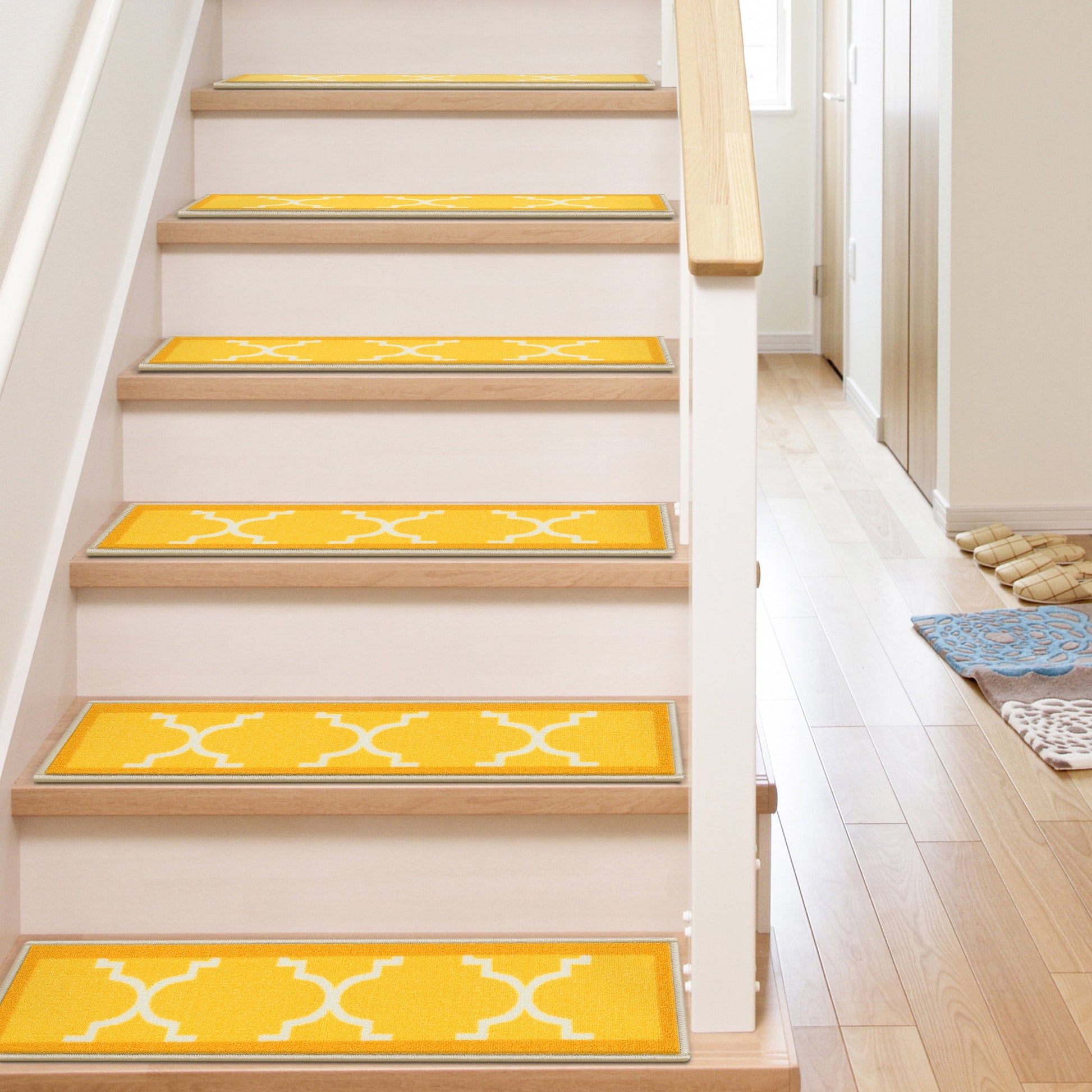 Well Woven Kings Court Brooklyn Trellis Gold Modern Lattice Rubber Back Non-Skid 9" x 31" Stair Tread(Set of 7)