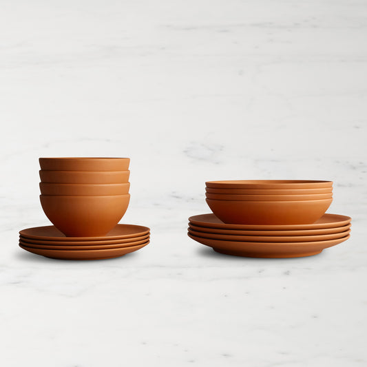 Year and Outdoor Day 16-Piece Dinnerware Set,Canyon,