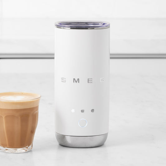 SMEG Mini Milk Frother,White,