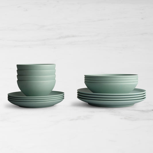 Year and Outdoor Day 16-Piece Dinnerware Set,Palm,